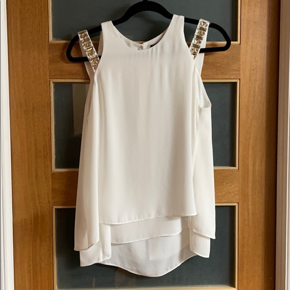 BCBG top